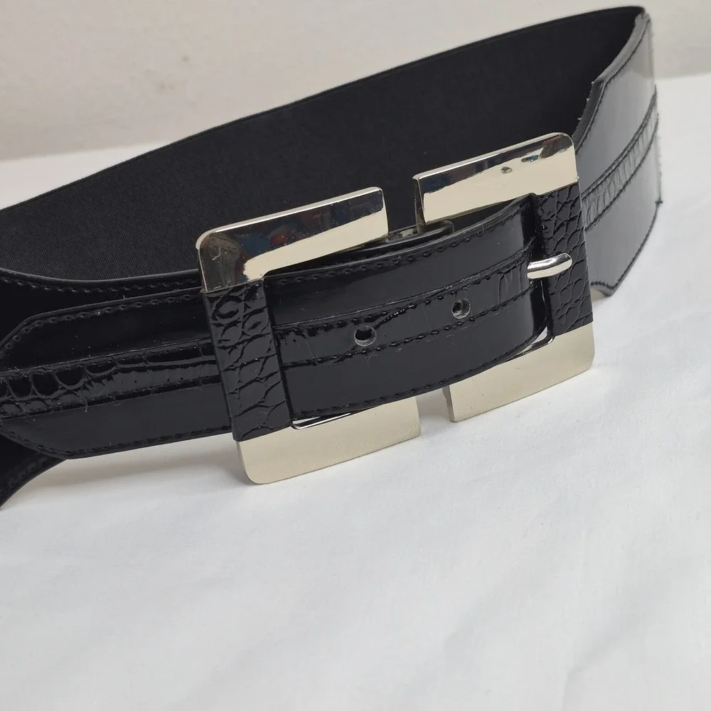 White House Black‎ Market Black Wide Elastic Waist Cincher Belt Silver Buckle M
